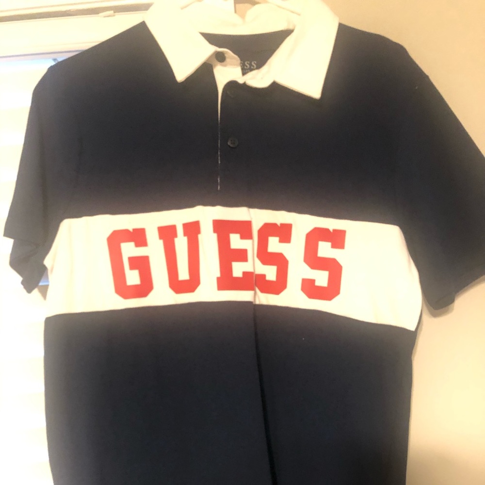 Guess button up size men’s medium